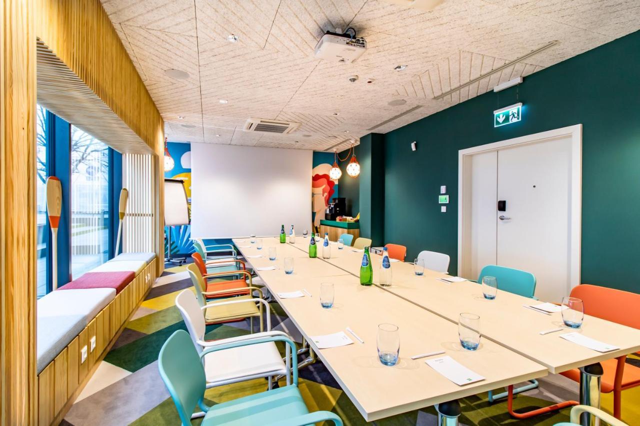 Ibis Styles Warszawa Centrum Bagian luar foto