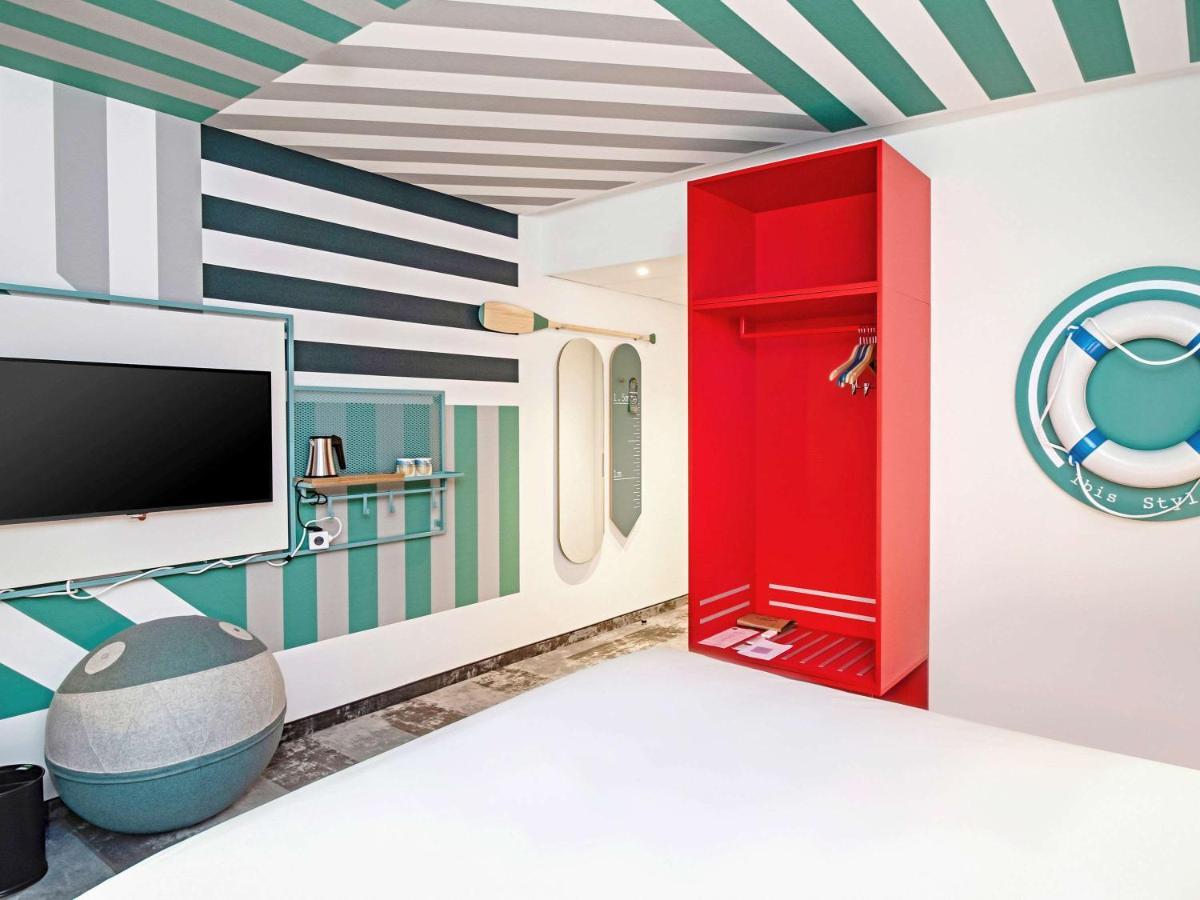 Ibis Styles Warszawa Centrum Bagian luar foto