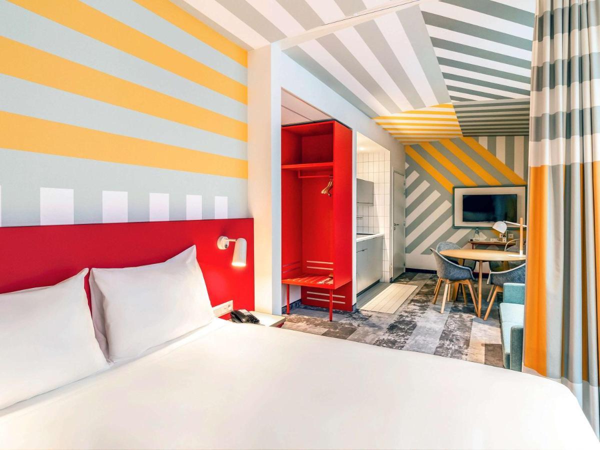 Ibis Styles Warszawa Centrum Bagian luar foto